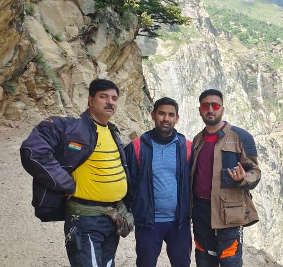 The Accounts Dept. of Bulls Family